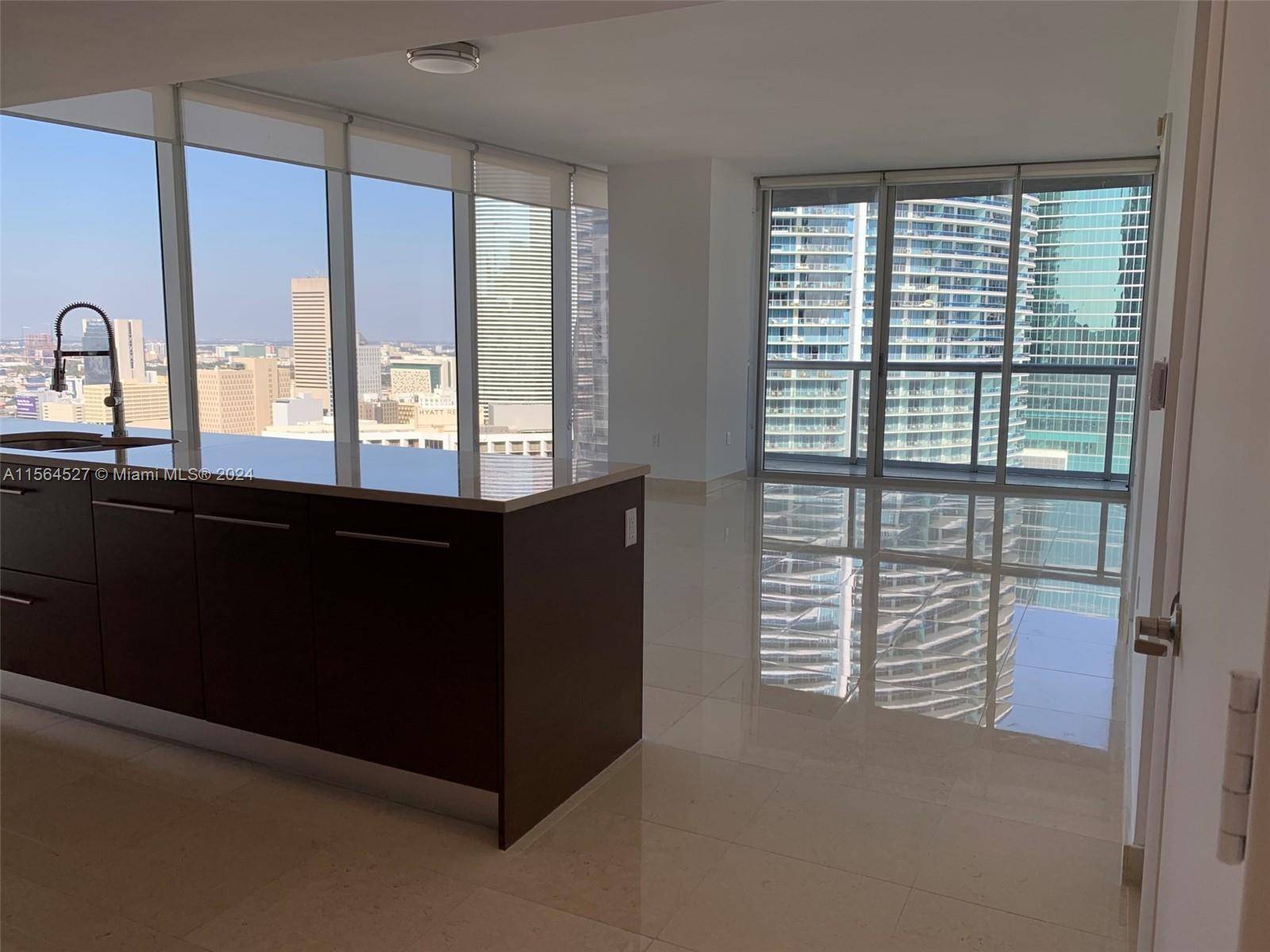 Spectacular 2B 2B corner unit at the prestigious and luxury Icon Brickell, designed by Philippe Stark and built in 2008.