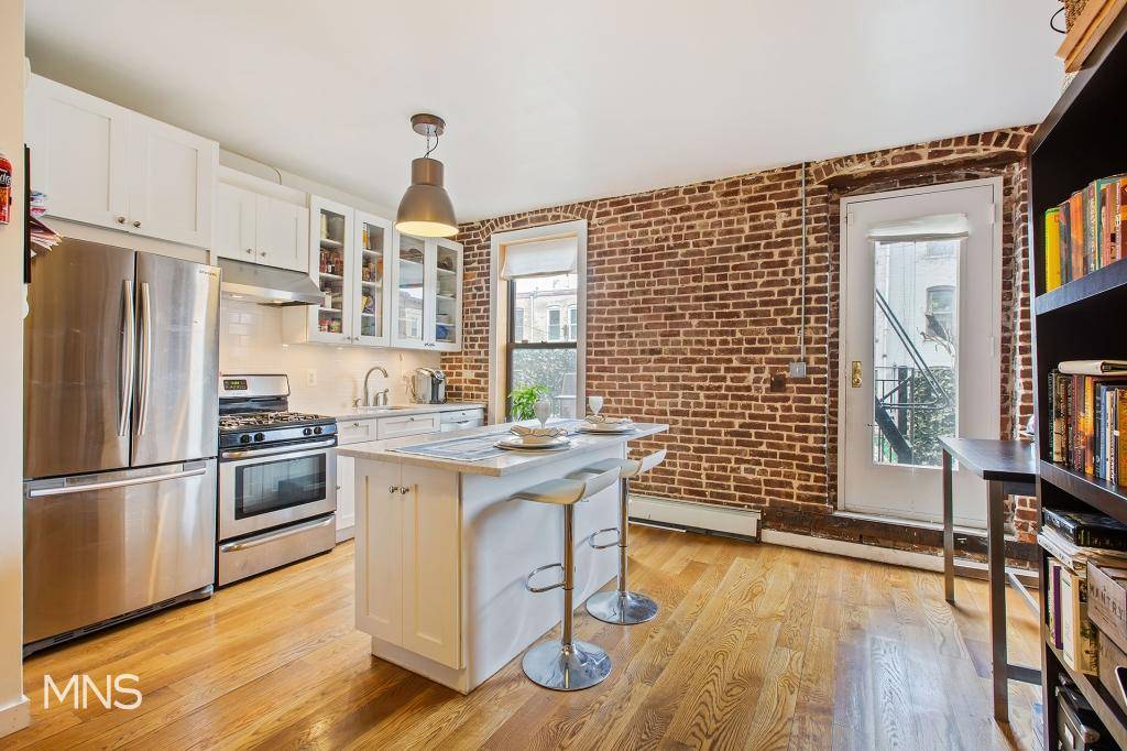 MULTI FAMILY FOR SALE IN CROWN HEIGHTS HISTORIC DISTRICT Welcome to 2A Virginia Place an exquisite four story, three family Renaissance Revival townhouse located on a storybook block in the ...