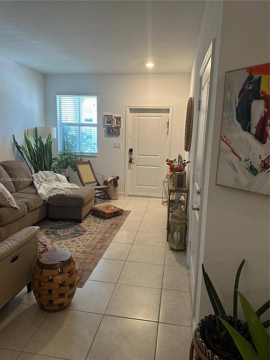 ALMOST NEW, VERY COZY TOWNHOUSE, LOCATED IN A VERY DESIRABLE COMPLEX, THE RIVIERA BY LENNAR 3 BEDROOMS, 2 1 2 BATHROOMS, SAMALL FENCED PATIO, 1 CAR GARAGE, OPEN KITCHEN WITH ...