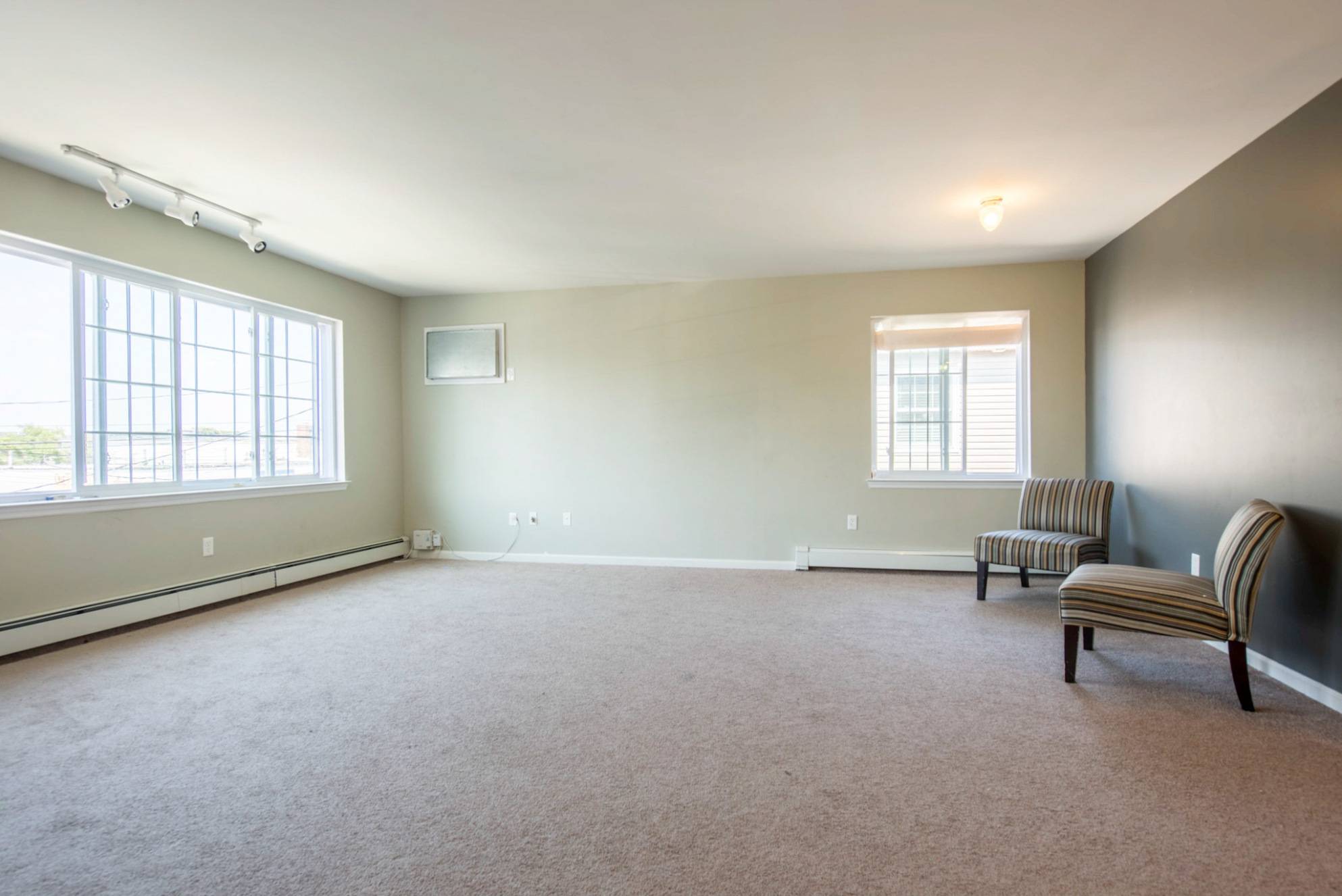 Spacious three bedroom apartment in move in ready condition in the Far Rockaway section of Queens.