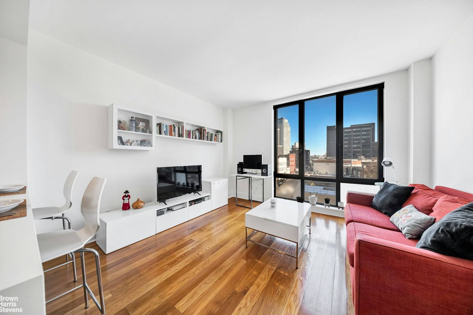 This pristine and bright 1BR condo is available for sale at The Corner Condominium in Long Island City !