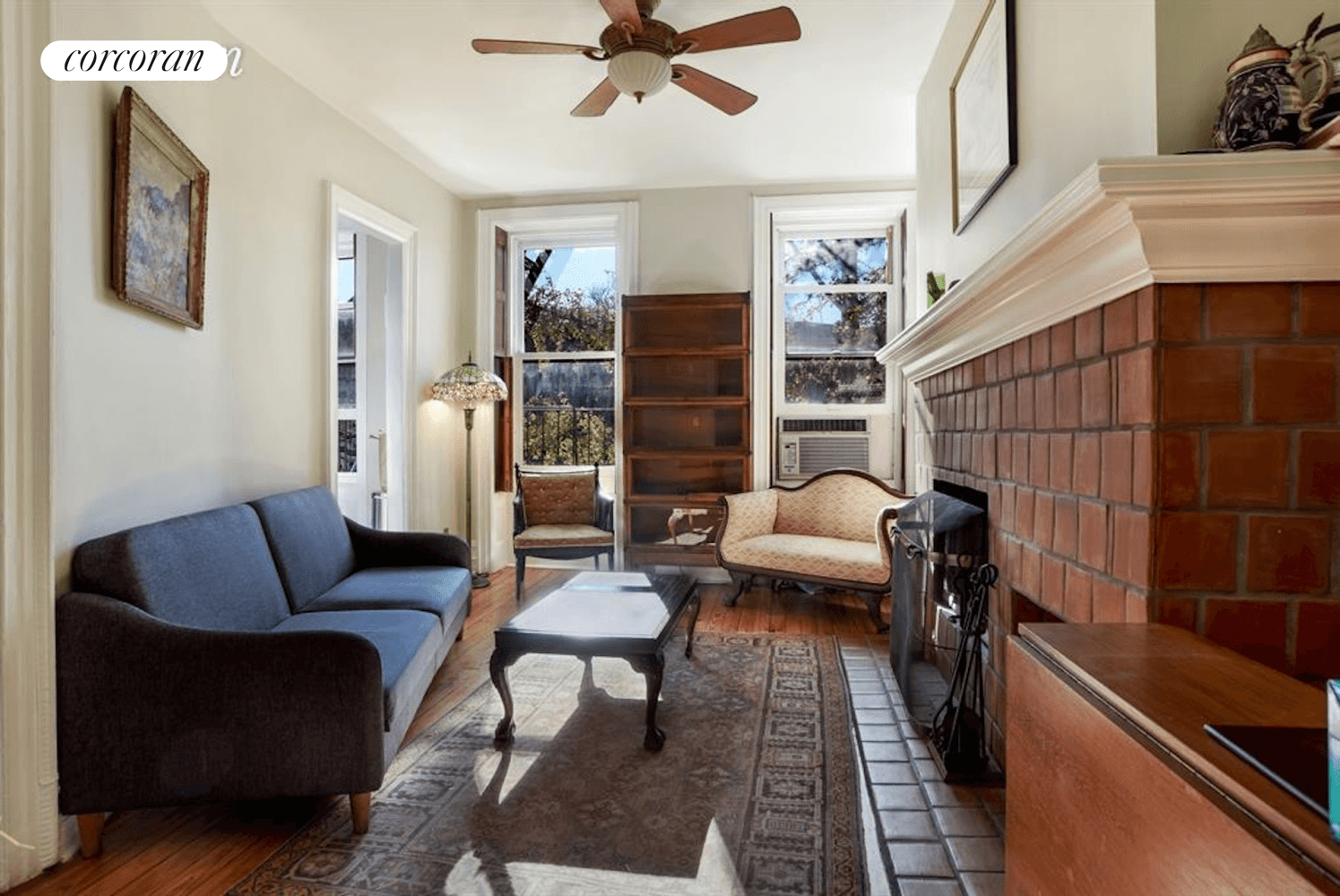 Nestled on tree lined 3rd street among beautiful brownstones you will find this perfect 1 bed 1 bath apartment with spacious light filled living room, hardwood floors throughout, updated kitchen, ...