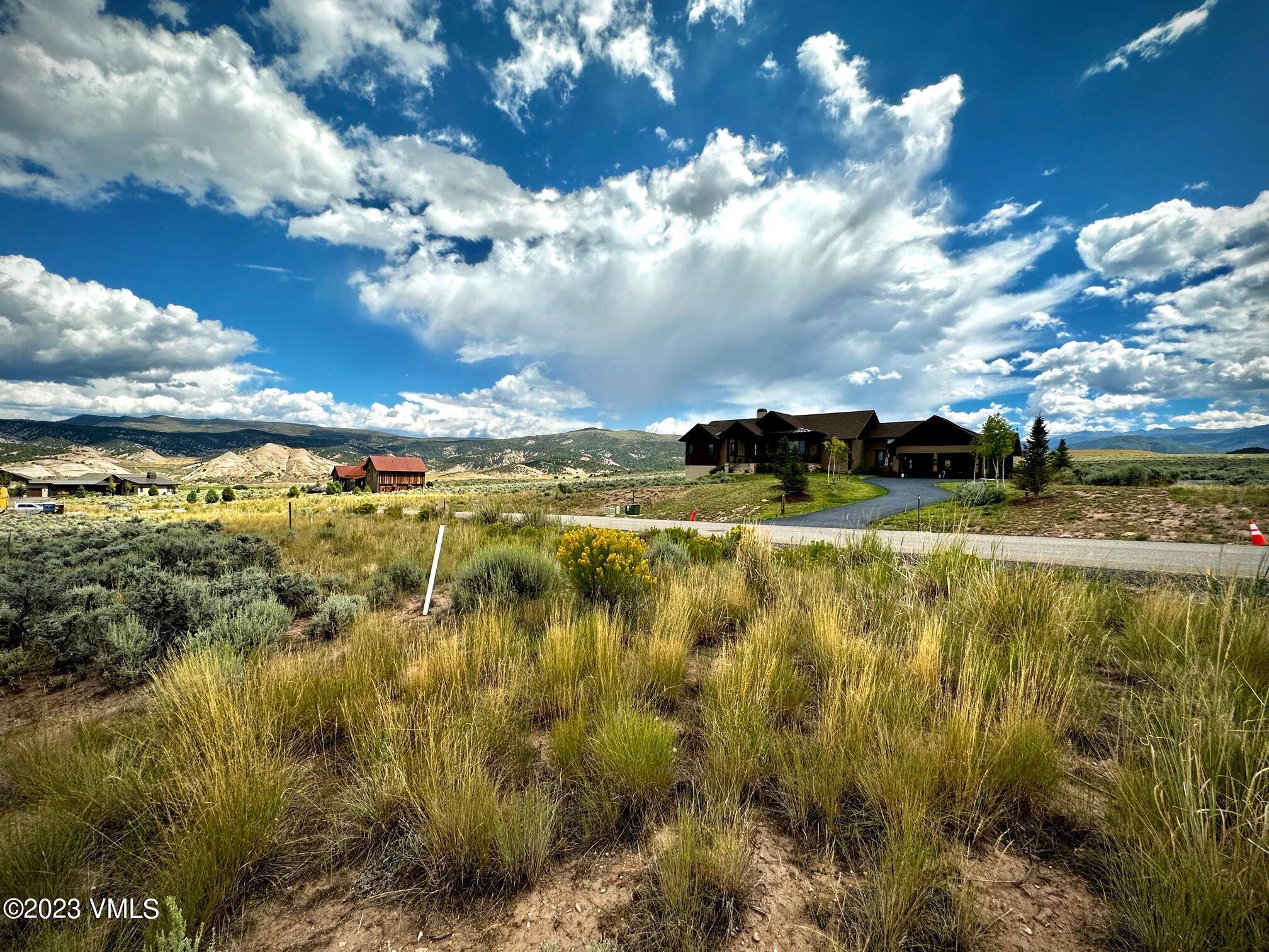Build your dream home in the Highlands of Eagle Ranch.