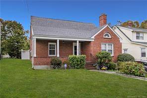 Mint condition Greenwich single family home in a great location.