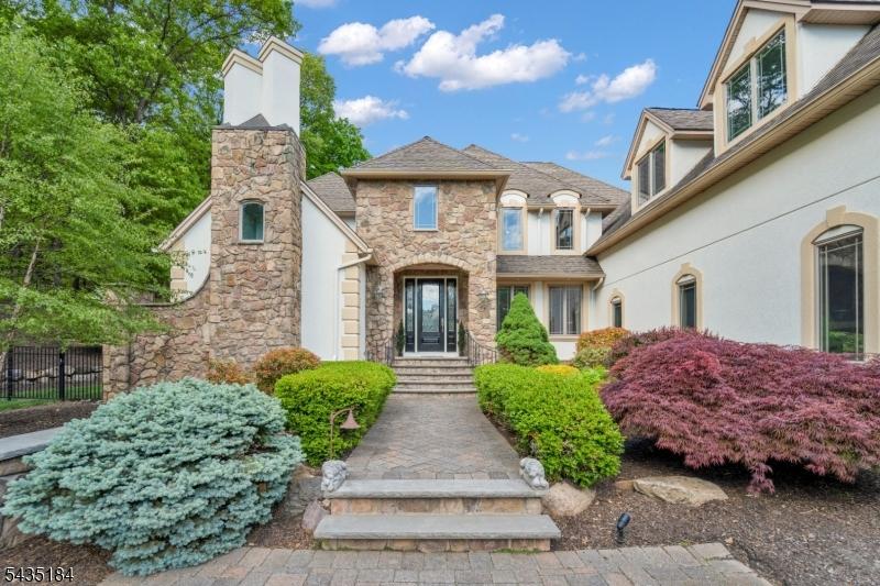 Sophisticated Estate