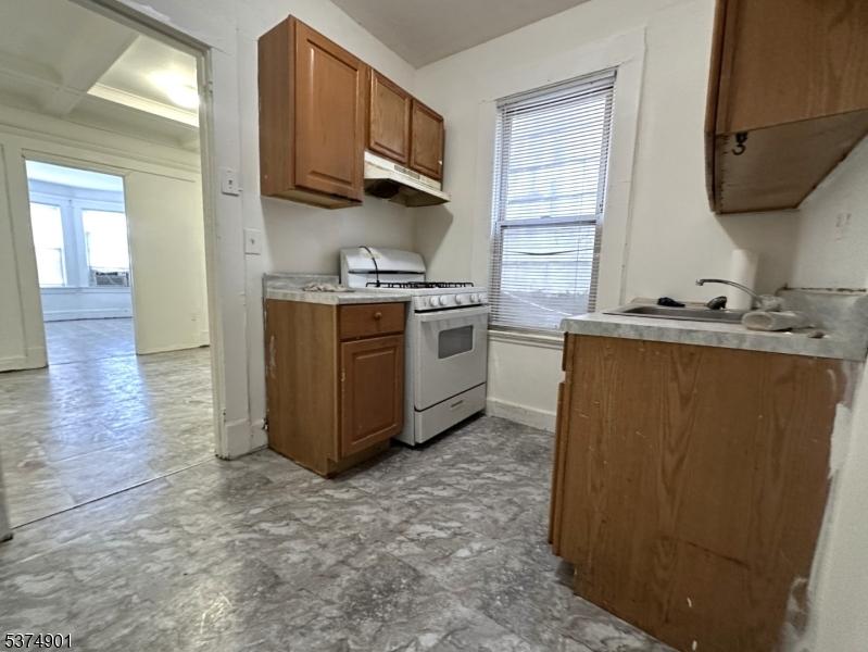 Apartment Kitchen