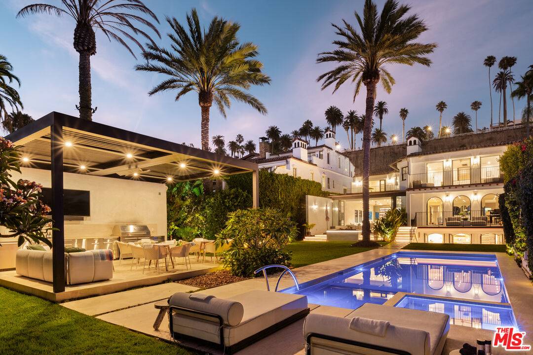 972 Palisades Beach Rd 5BR Santa Monica La