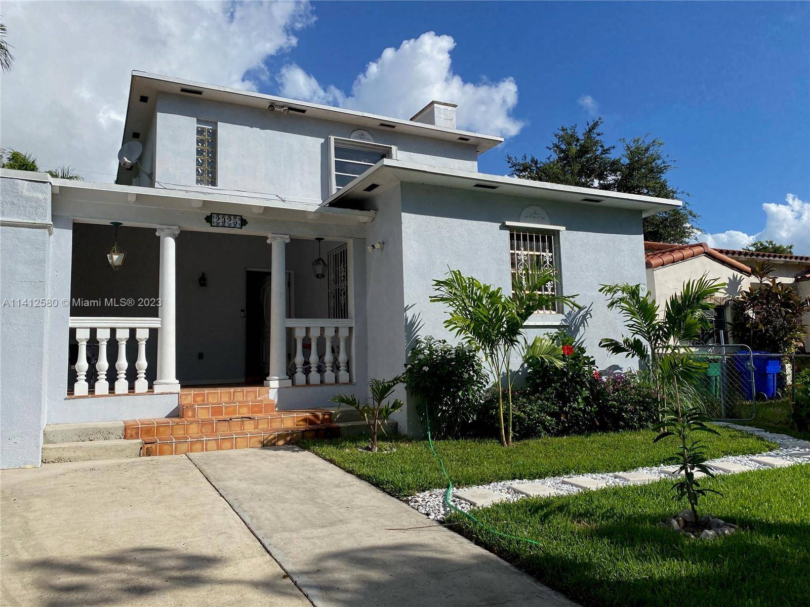 Beautiful two story home in the heart of Miami available as a short term rental !