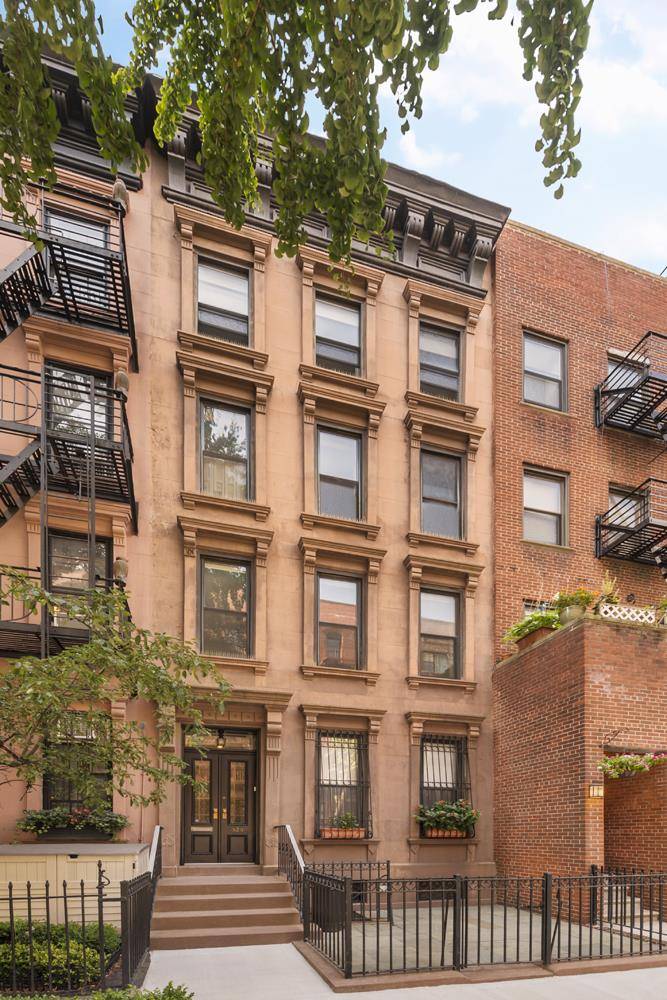 Spacious 19 Foot Wide Townhouse with Low TaxesA Single Family Home Configured for Intergenerational NYC LivingOn a quiet block in the Yorkville neighborhood of the Upper East Side lies a ...