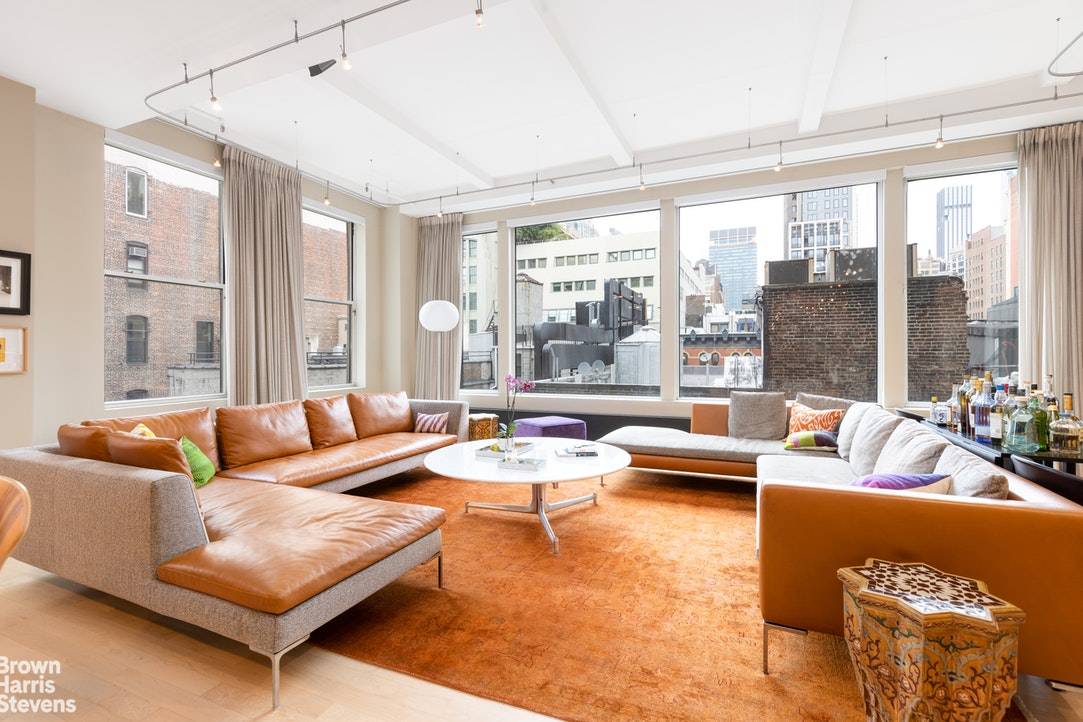 Flatiron Dream Loft ! If space is what you desire, look no further.