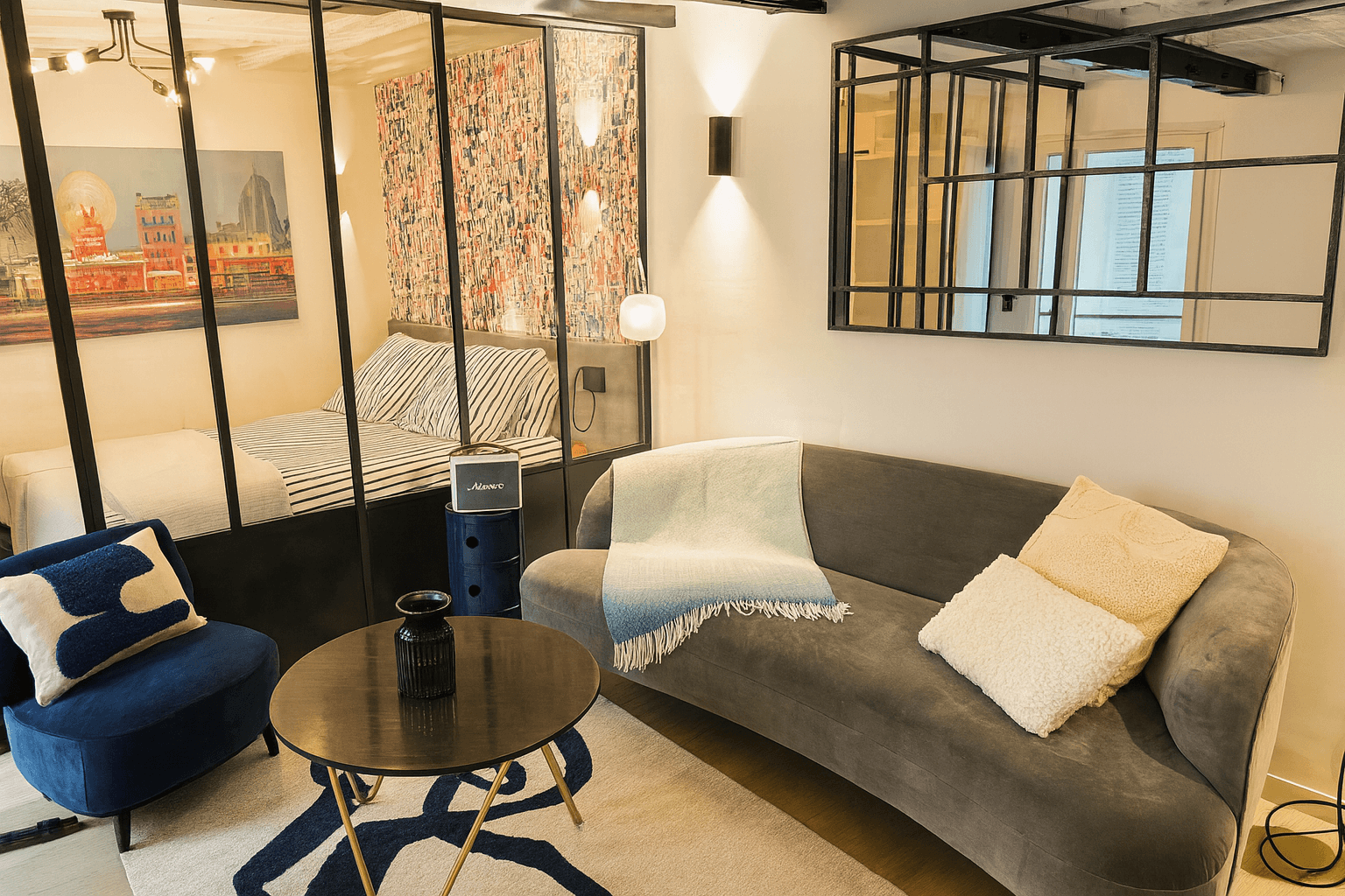 Historical Marais- an other Refined Paris Pied-à-Terre in the heart of Paris!