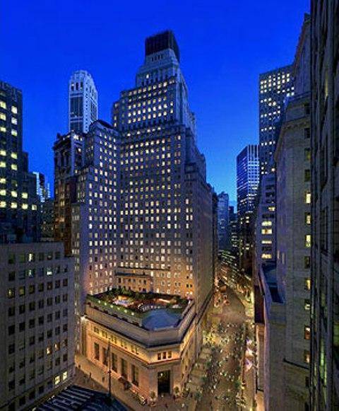 Formerly the headquateres of JP Morgan, In The Heart of Financial District - DOWNTOWN!!! One of the Finest Luxury Condominiums