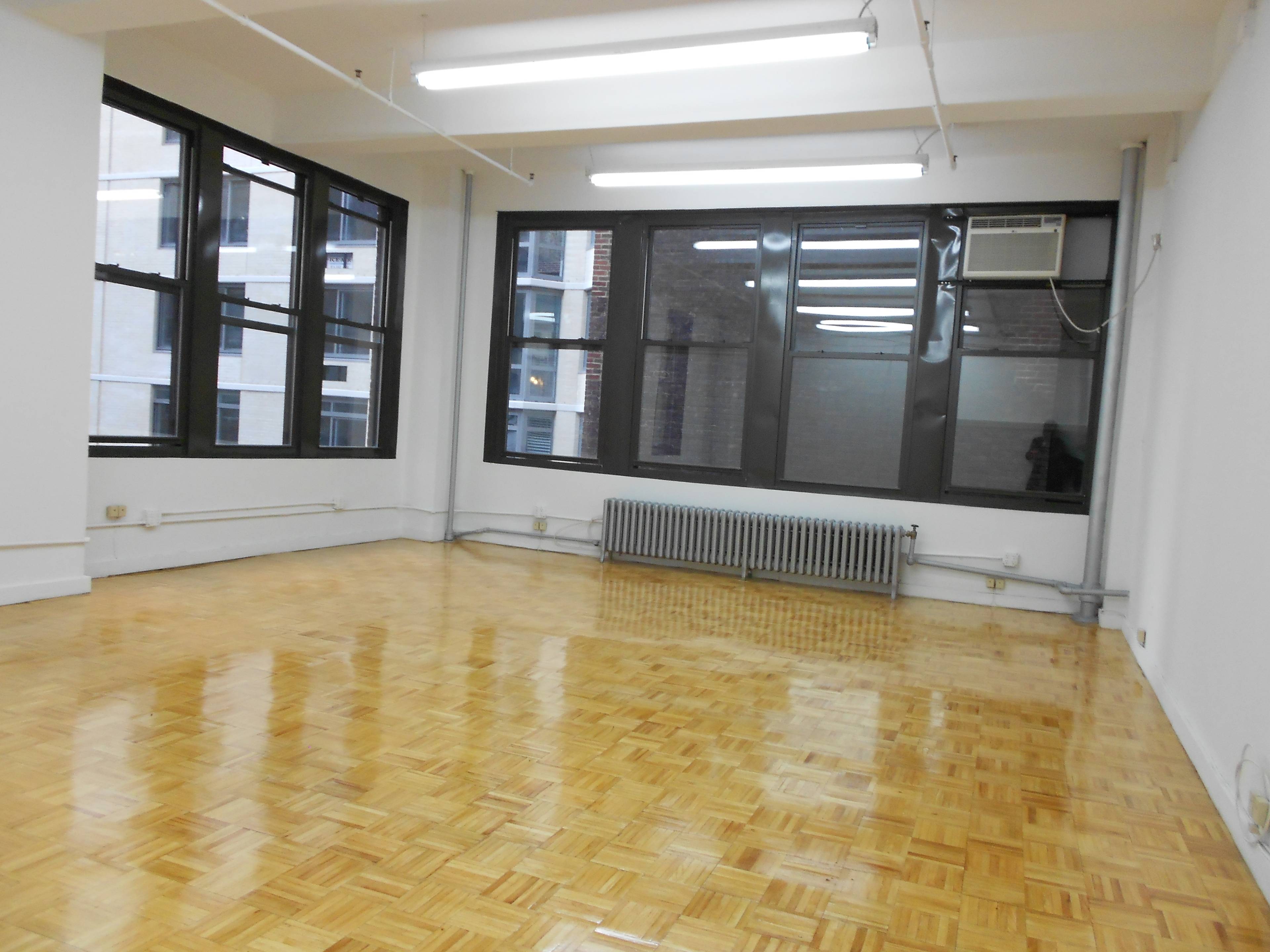 Corner Office in SUPERB LOCATION in the Fashion District!*** 