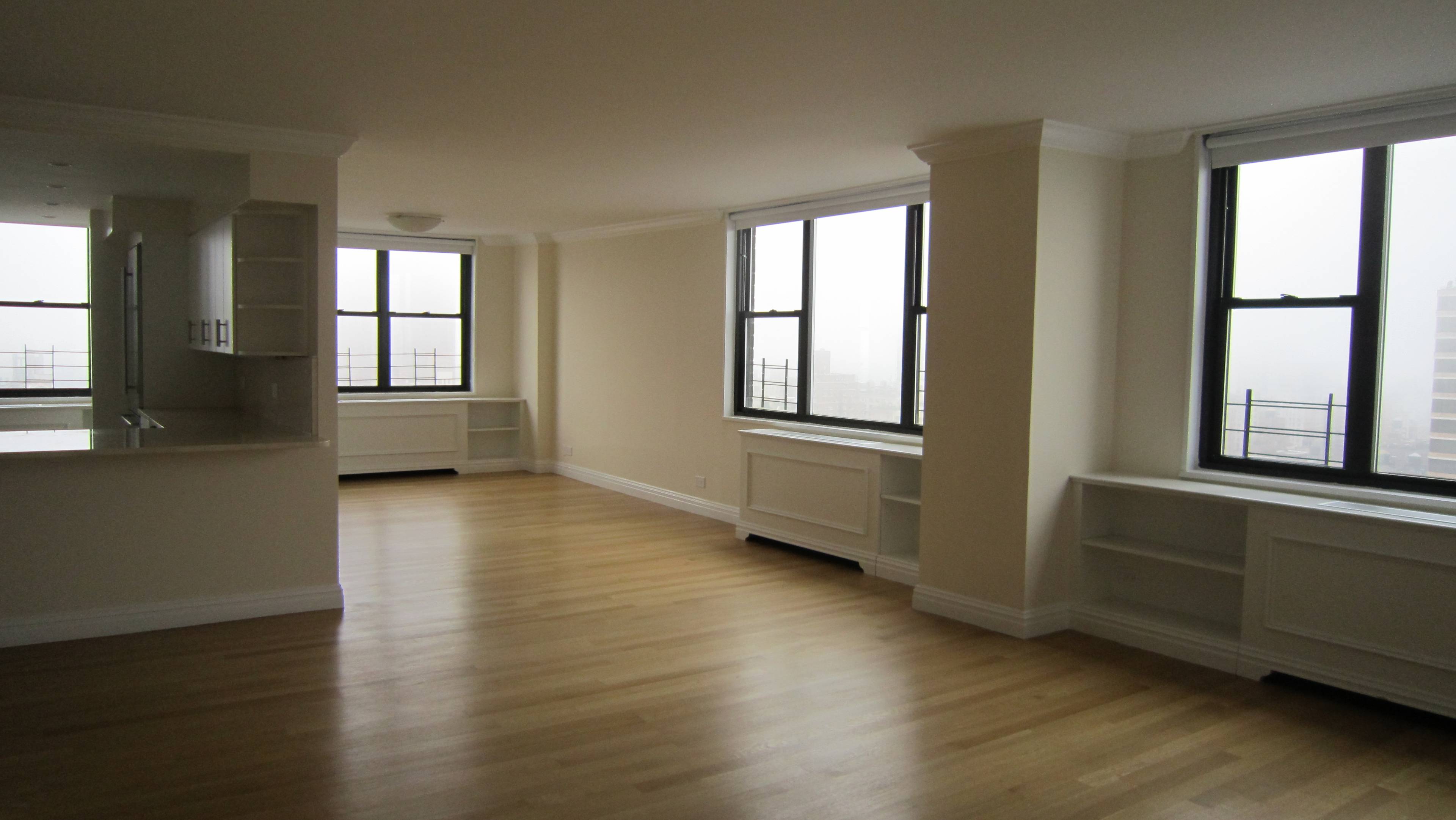 Contemporary 5BR 4 Baths W/D High FL Amazing UES open view 3 Directions Pool Health Club Garage 