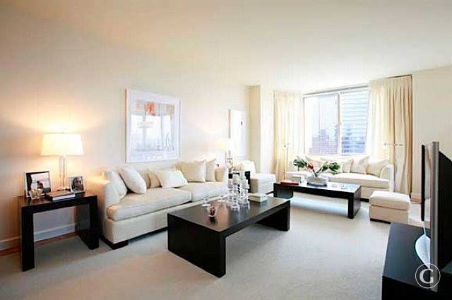 ***FINANCIAL DISTRICT***SPACIOUS ONE BEDROOM with WASHER & DRYER***GREAT LUXURY BUILDING with POOL!!!***