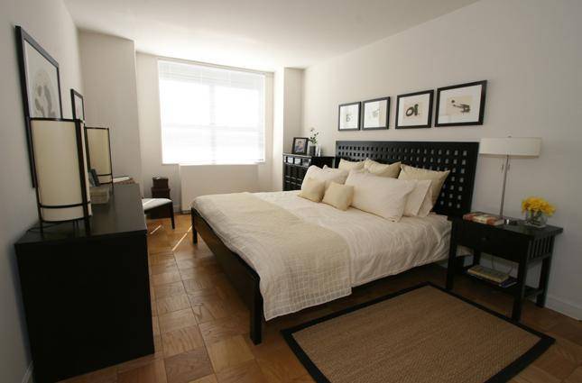 West Side Luxury Living- One bedroom 1 1/2 bath Conv 2 bedroom