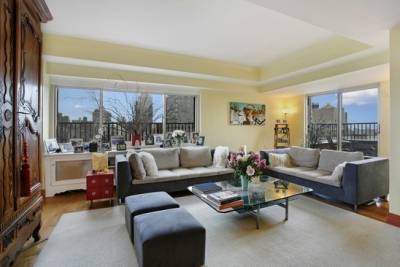 Huge + Splendid 4 Bedroom in the Sky with Breathtaking Views, Terrace and Garage in Lenox Hill Upper East Side
