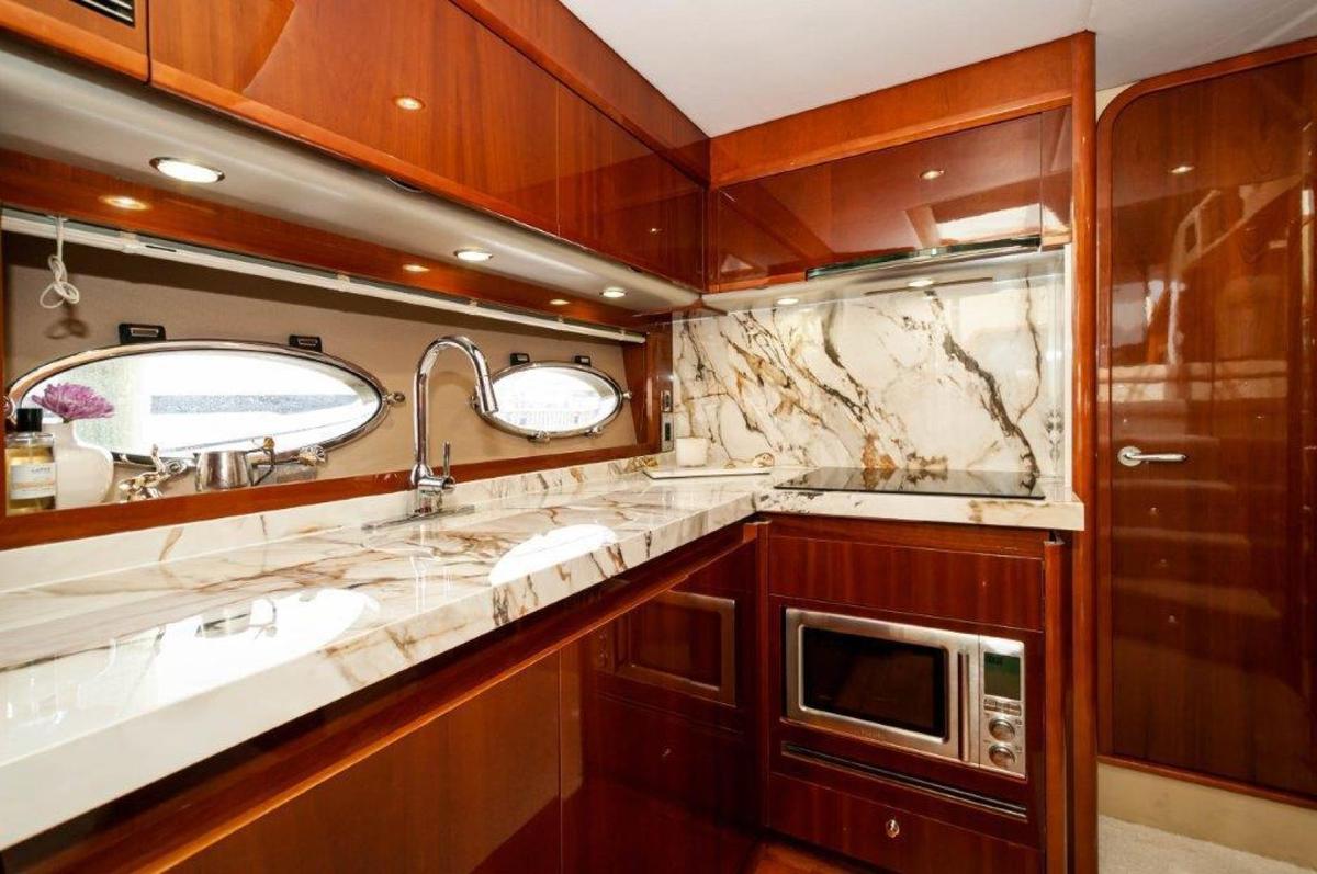 2009 Princess 54 Flybridge ADIOS Galley