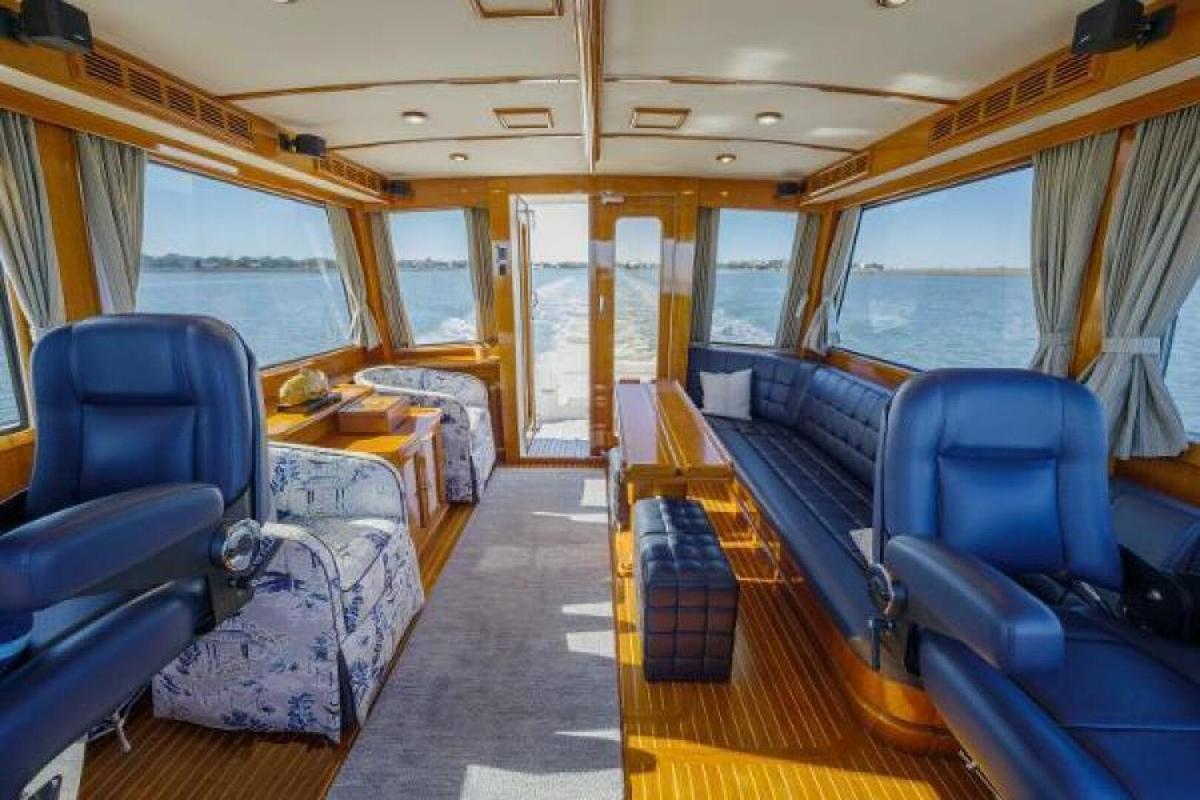 Grand Banks 54 Beautiful Day - Salon