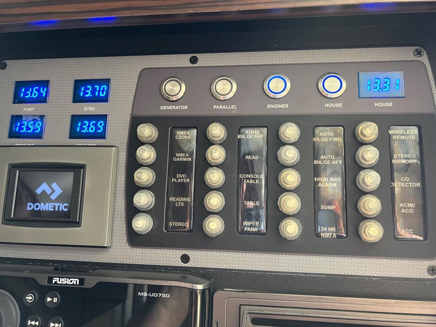 2018 Scout LXF - electronics