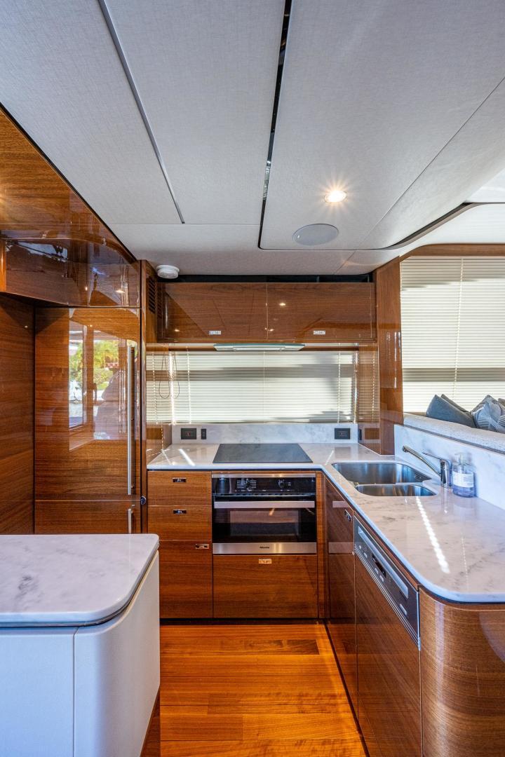 Princess F62 Alice Vesta - Galley