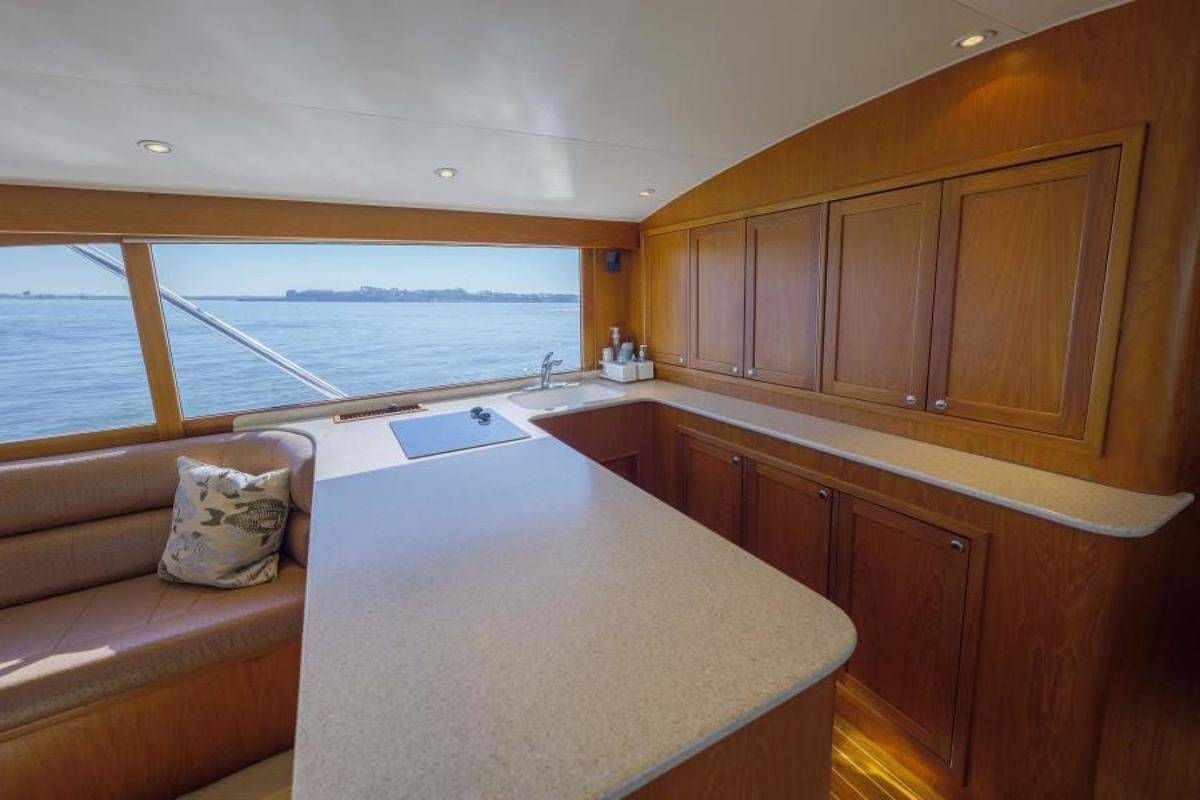 Blackwell 61 Renegade - Interior Galley