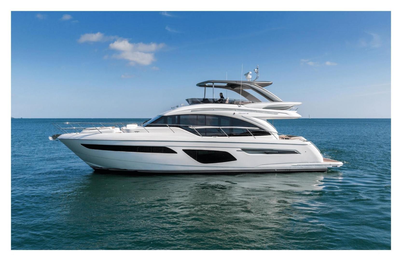Princess F62 Alice Vesta - Profile