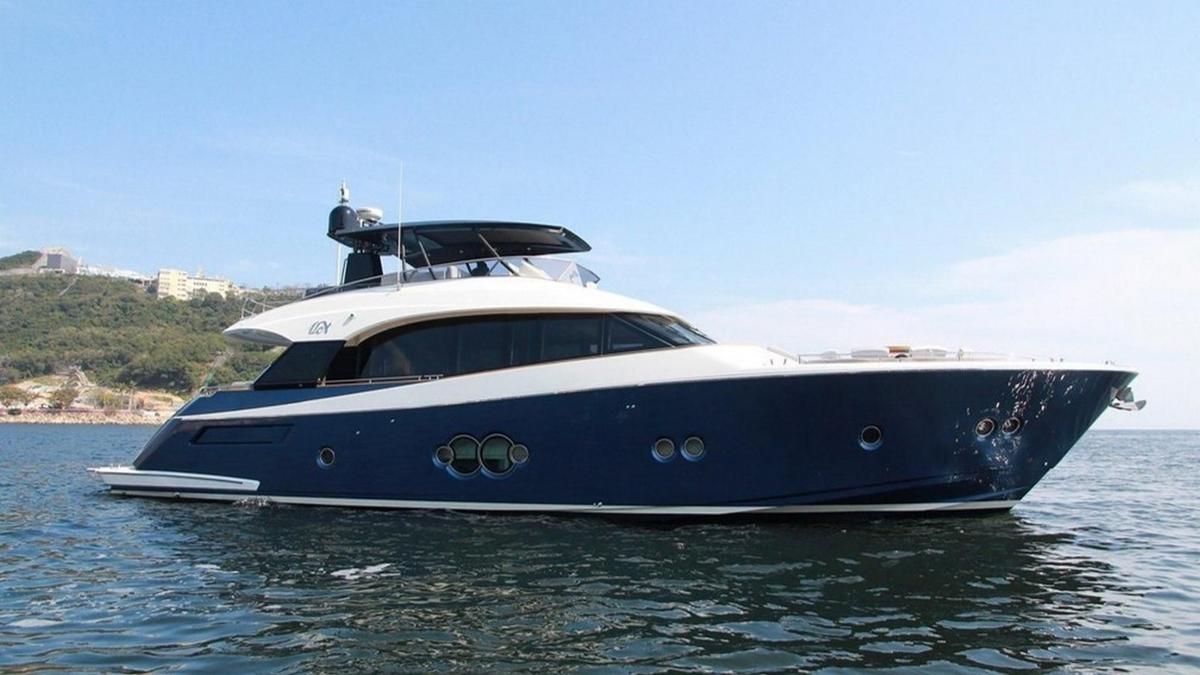 Monte Carlo Yachts MCY 76