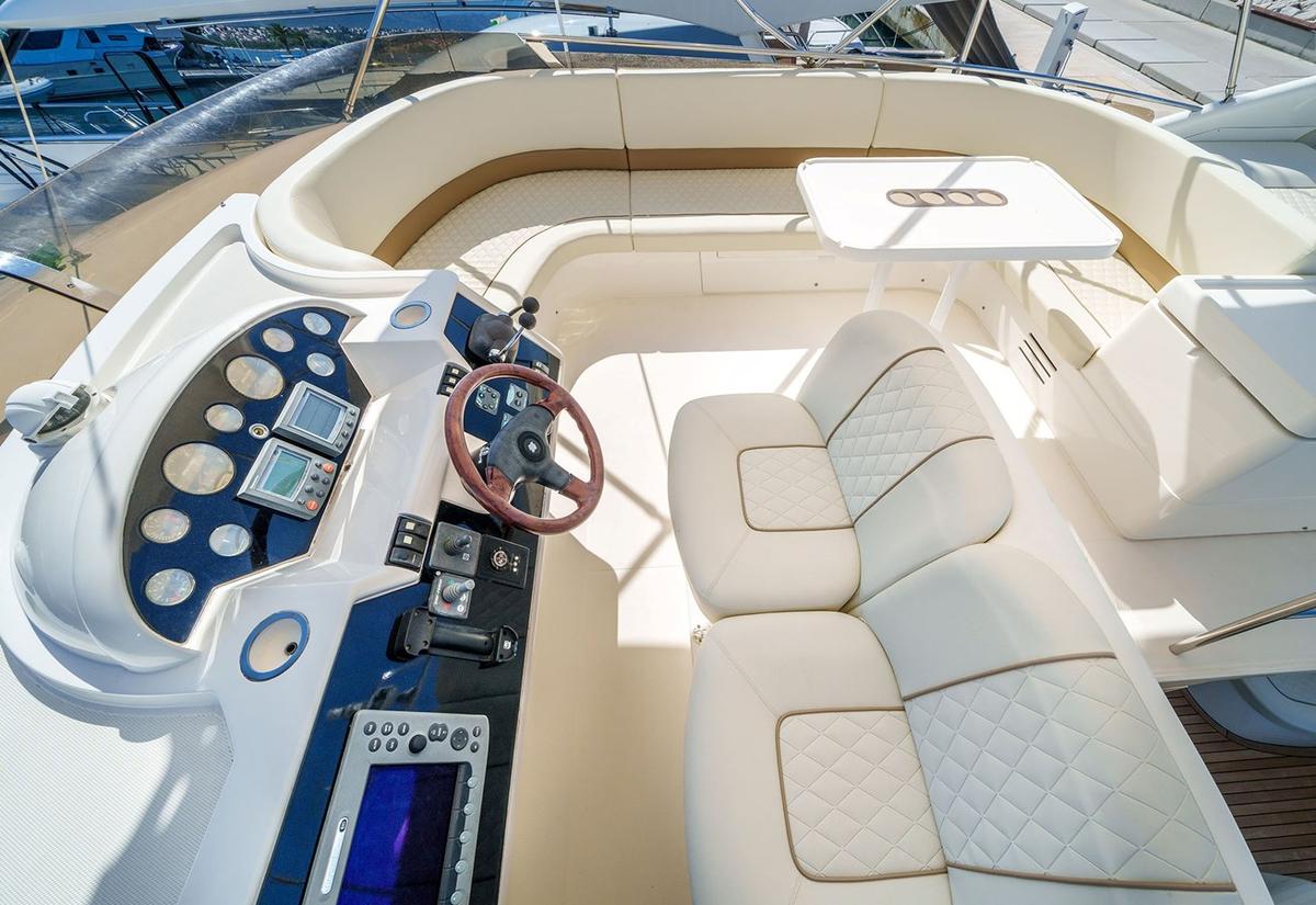 Flybridge