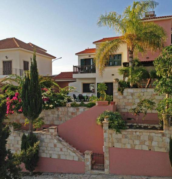 Beautiful 2 Bedroom Sea Front Villa Limassol Cyprus