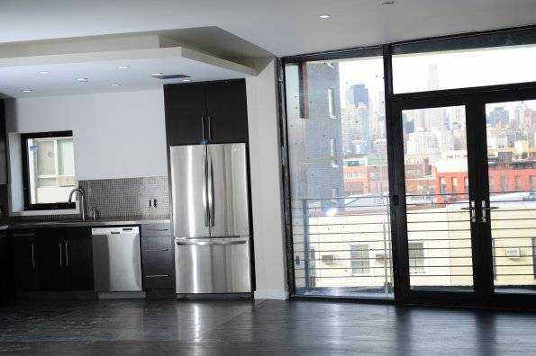 Welcome Home - BRAND NEW AMAZING Luxury Apartment in LIC