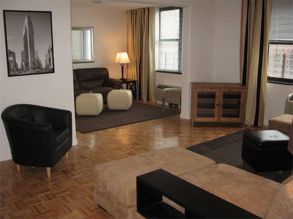 BATTERY PARK****SPACIOUS ONE BEDROOM****NEXT TO HUDSON RIVER****ACRES OF GREEN SPACE