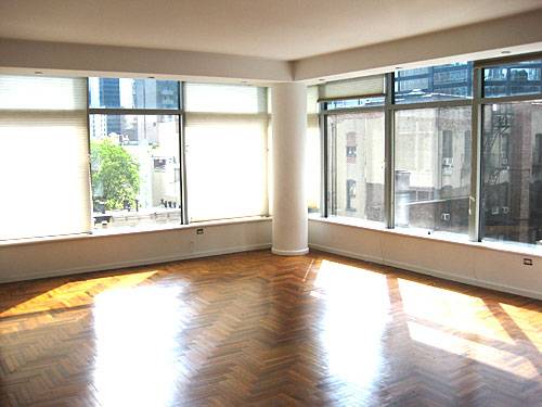 Spacious & Sun-drenched 2 BR/2 Bath in Midtown