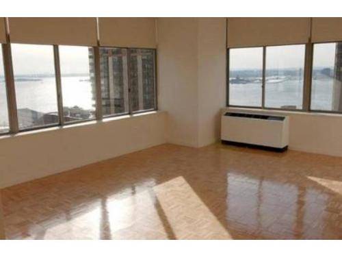 DOWNTOWN Financial District, Freedom Tower, W Hotel -  Close to all Subways & NJ Transit LUX FULL SERVICE TRUE 1 Bed/1 BATH (CONVERT 2) $2750