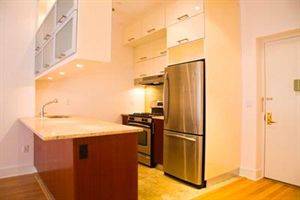 Queens Plaza - 1 bed rental 732sf - East+South Facing