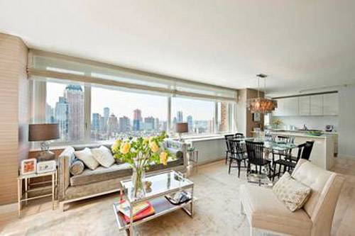 Magnificent Manhattan Condo for Sale wt 3 Beds/2.5 Baths next to Central Park with Open City & Park Views.